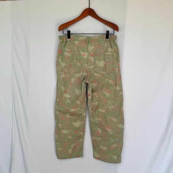 Amthropologie Pilcro The Arch Green Camo Floral Embroidery Barrel Crop Leg Pant - Picture 4 of 15